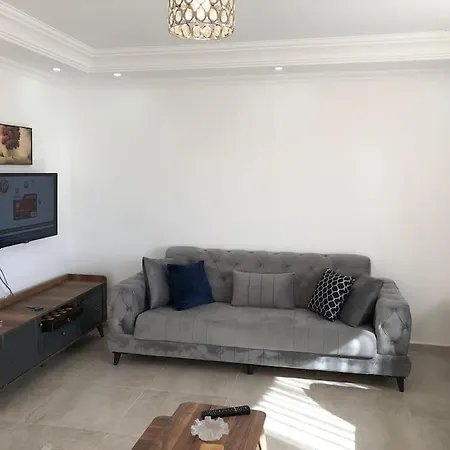 Izmir'de Ozel Havuzlu, 8 Kisilik Villa-awz127 Dikili