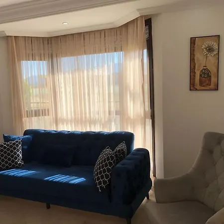 Izmir'de Ozel Havuzlu, 8 Kisilik Villa-awz127 别墅