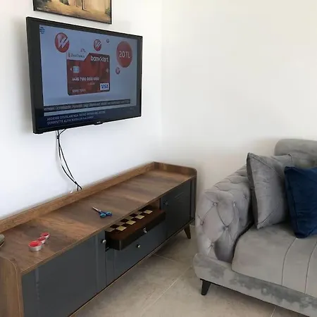 Izmir'de Ozel Havuzlu, 8 Kisilik Villa-awz127 迪基利